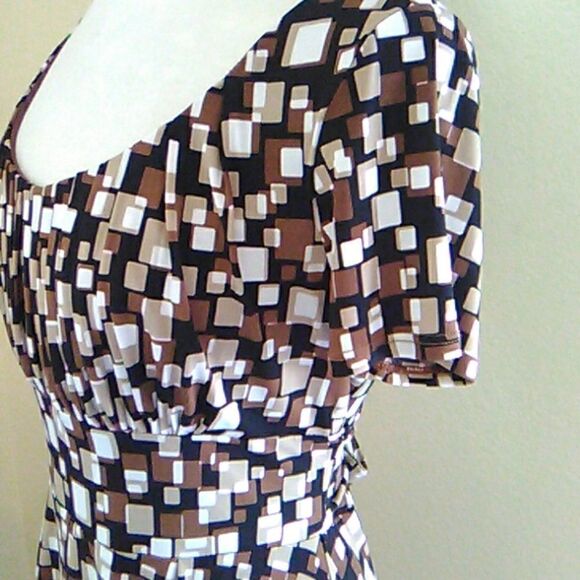 Danny & Nicole Soft Knit Dress - Picture 5 of 10